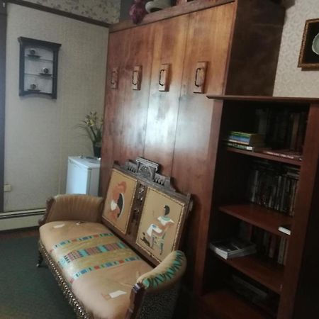 Colonial Charm Inn シャーロットタウン エクステリア 写真
