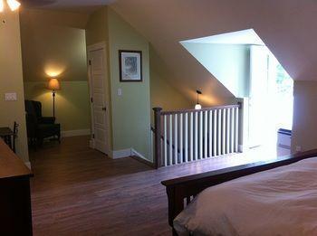 Colonial Charm Inn シャーロットタウン エクステリア 写真